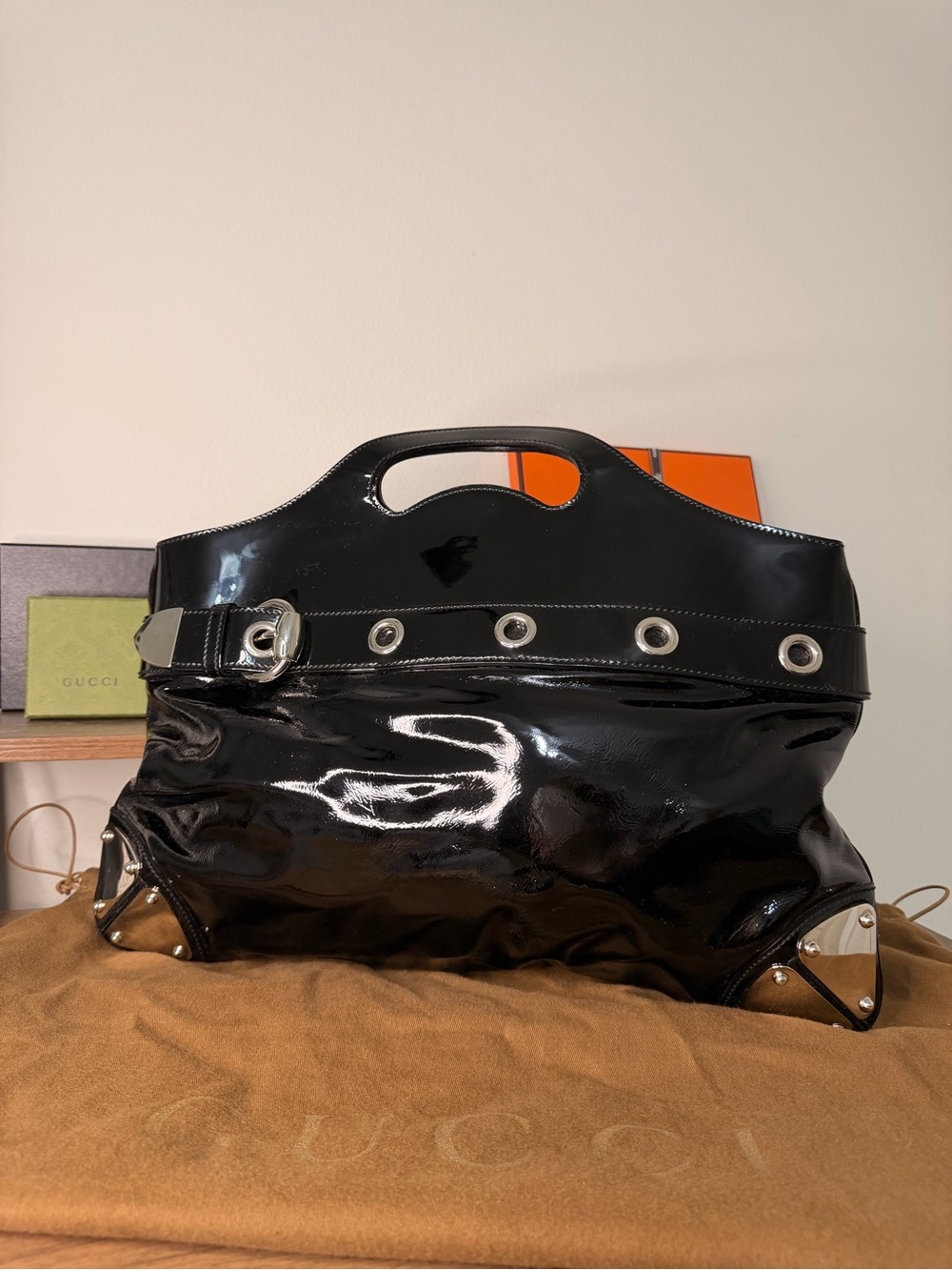 AUTHENTIC - Rare - Gucci Black Patent Romy Handbag